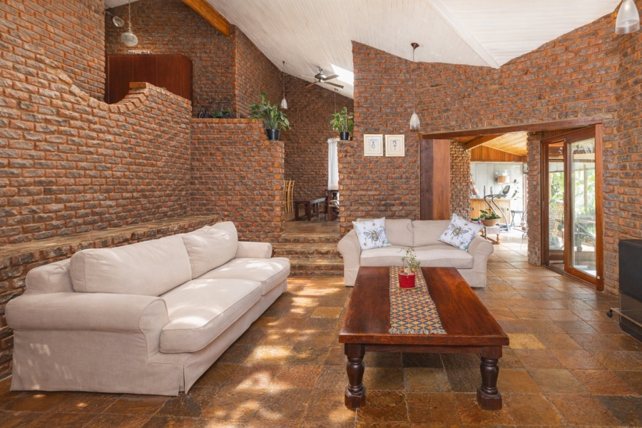 3 Bedroom Property for Sale in Meerhof North West